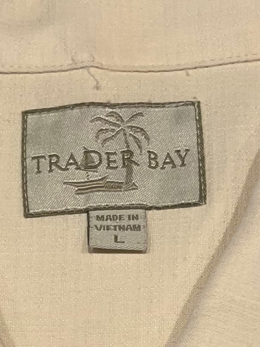 Trader Bay short sleeve resort style camp shirt - Men's Large - Picture 5 of 9